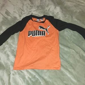 PUMA BOYS SIZE 5 ORANGE/BLACK LONG SLEEVE SHIRT